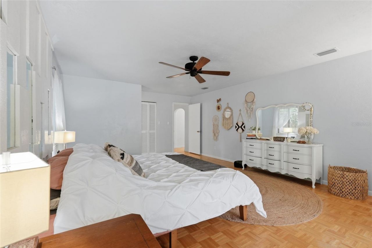 2267 SW 43rd Place, Gainesville, FL 32608 Photo
