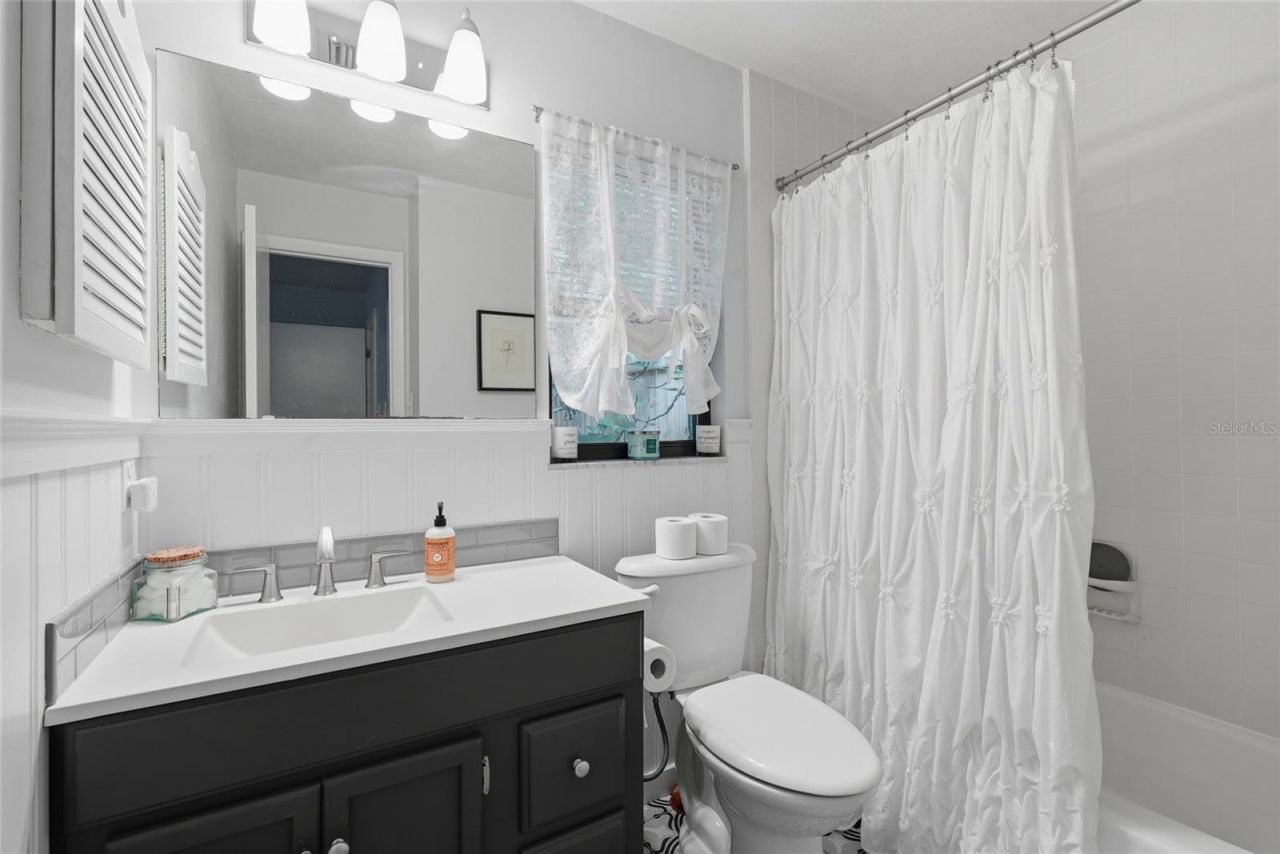 2267 SW 43rd Place, Gainesville, FL 32608 Photo