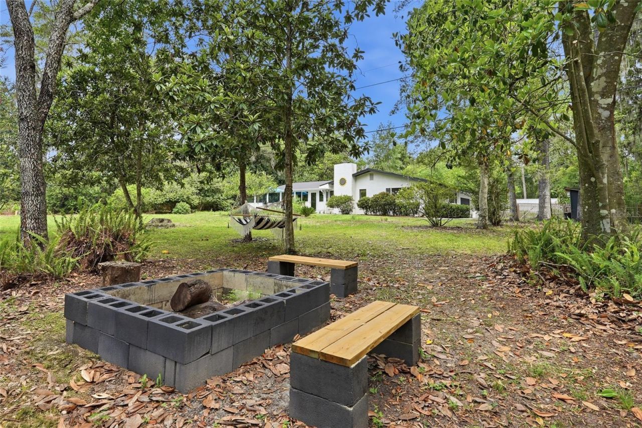2267 SW 43rd Place, Gainesville, FL 32608 Photo