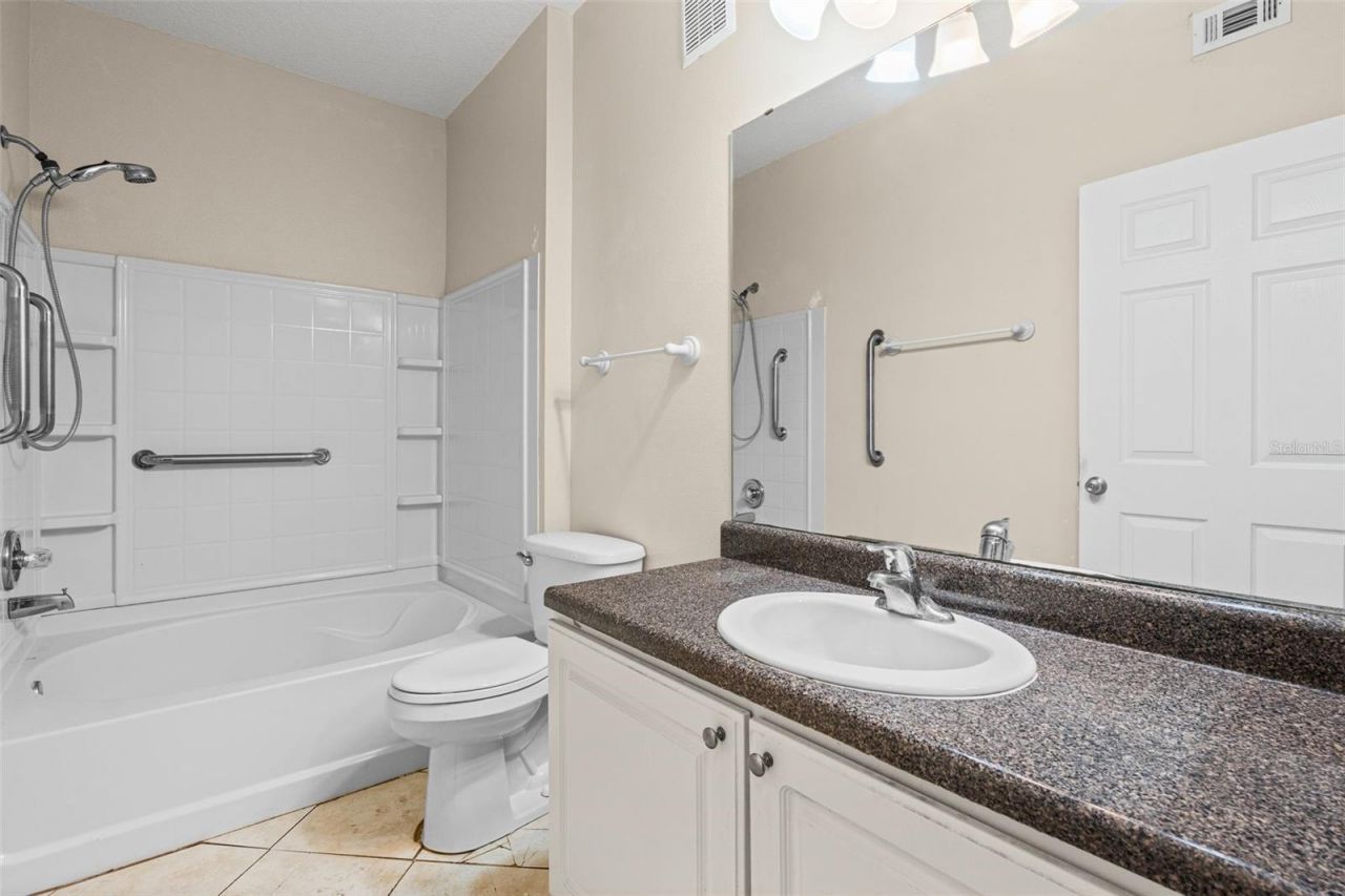 4802 51st Street W, Unit 214, Bradenton, FL 34210 Photo