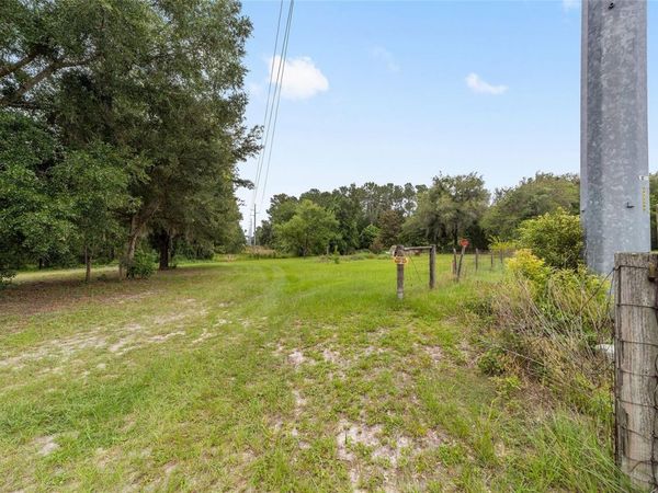 11895 SE 136TH COURT , OCKLAWAHA, FL 32179