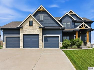 11512 S 117 Street, Papillion, NE 68046