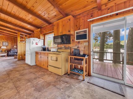 206 Peninsula Drive, Lake Almanor, CA 96137 Photo