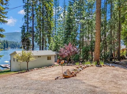 206 Peninsula Drive, Lake Almanor, CA 96137 Photo