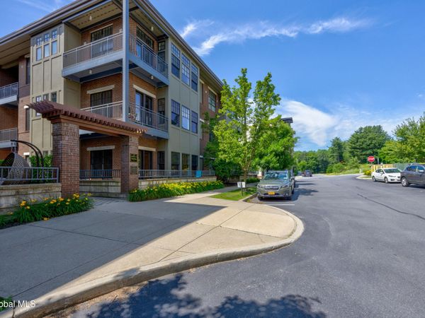 30 Whistler Court, UNIT 136, Saratoga Springs, NY 12866