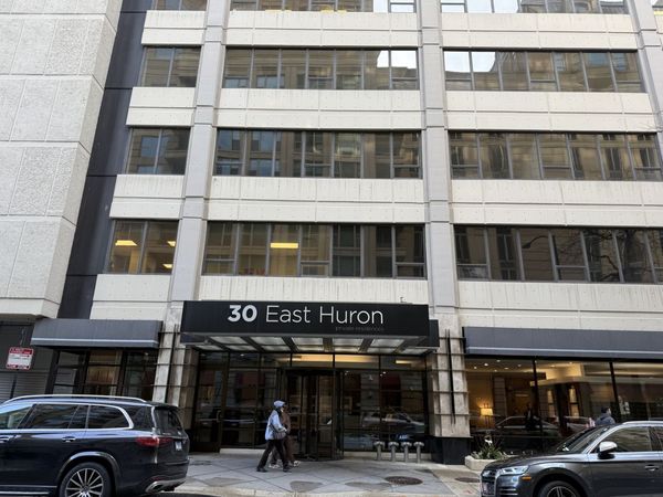 30 E HURON Street, Unit 1202, Chicago, IL 60611