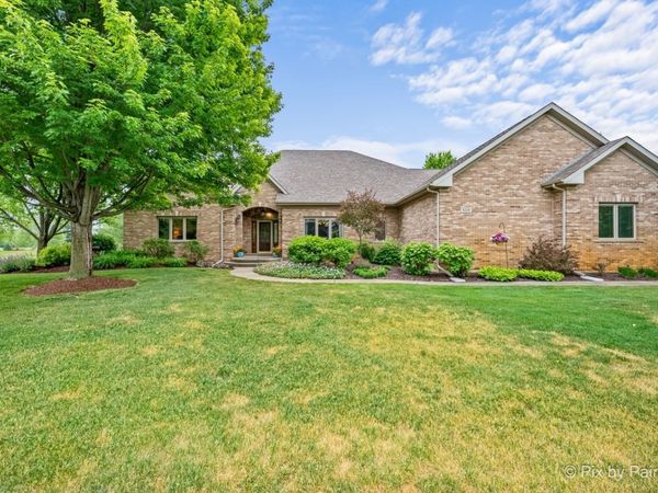 8316 Eagle Ridge, Spring Grove, IL 60081