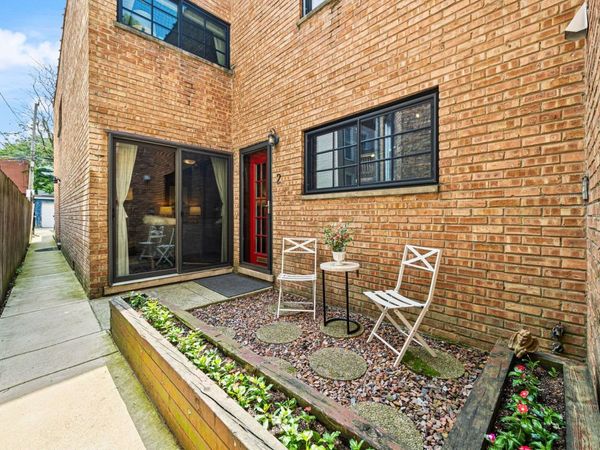 2735 N Mildred Avenue , Unit 2, Chicago, IL 60614