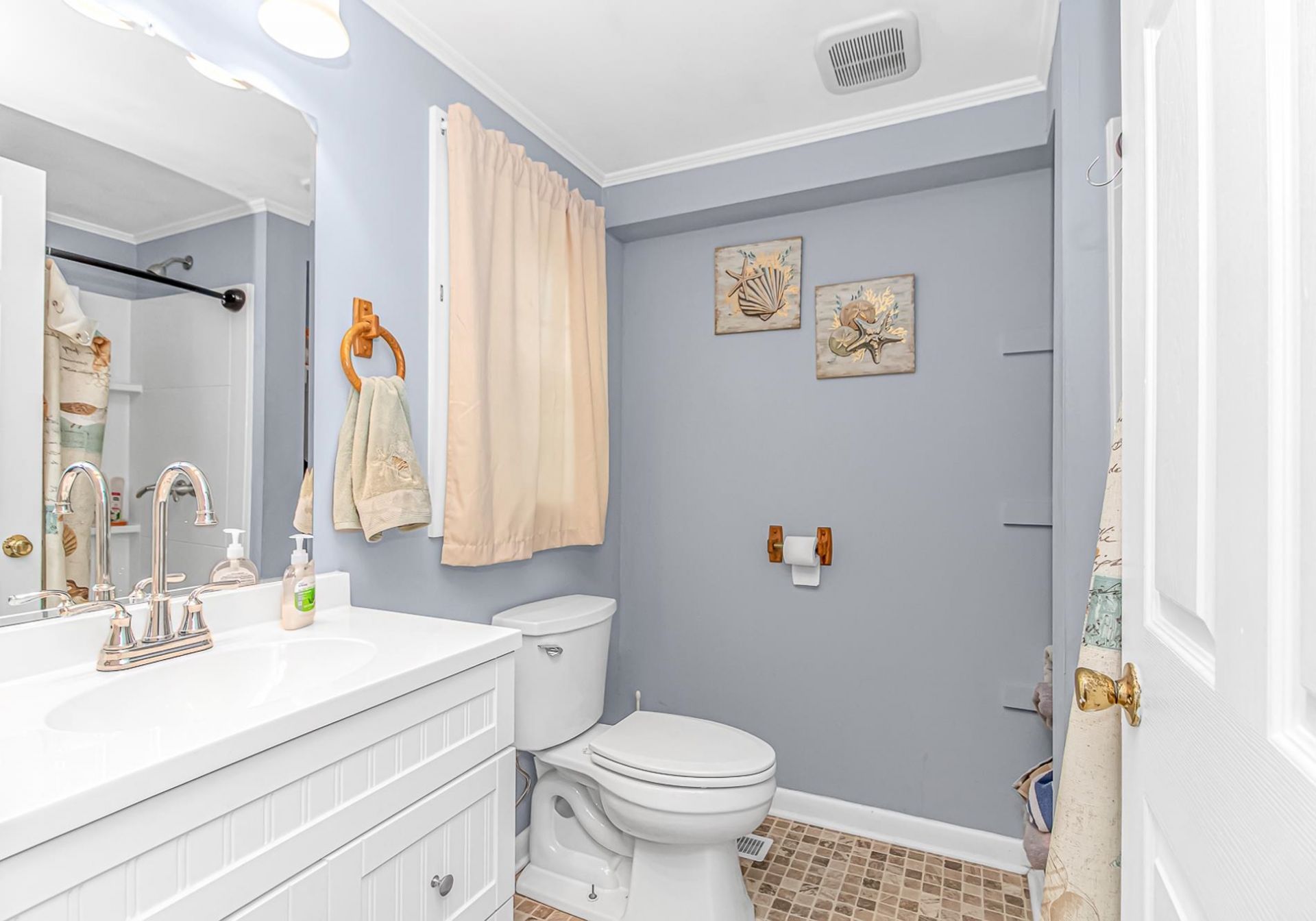 146 Queens Rd.  Photo 19