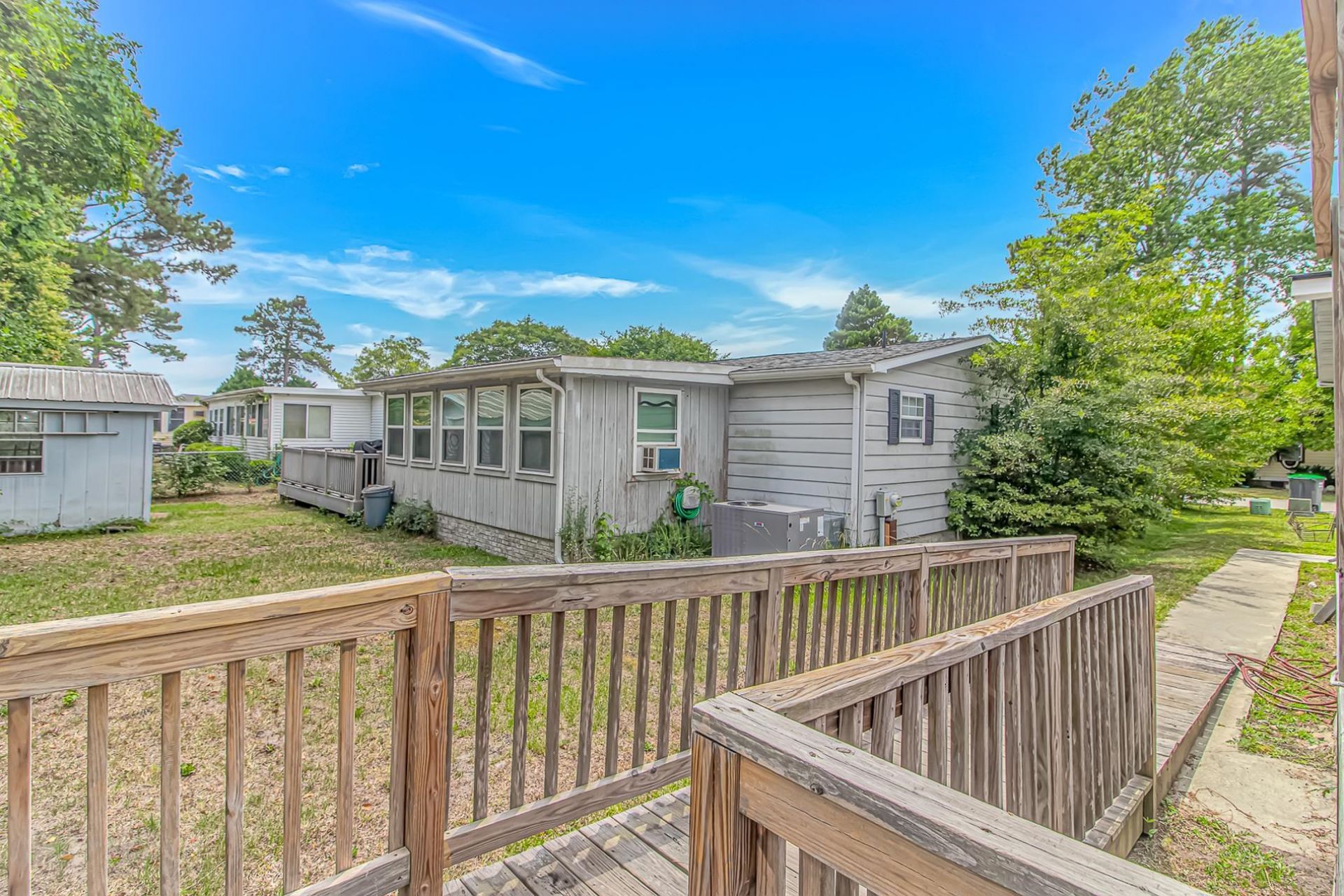 146 Queens Rd.  Photo 31