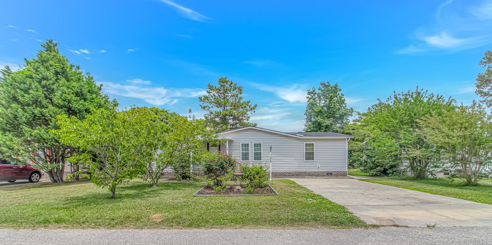 146 Queens Rd.  Photo 7