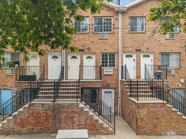2470 Glebe Avenue , Bronx, NY 10461