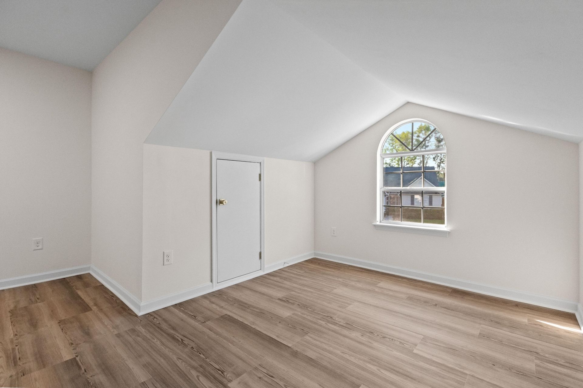 497 Cessna Avenue Photo 57