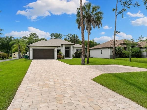 223 1st ST SW, NAPLES, FL 34117