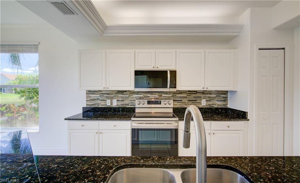 1310 Henley St , Unit 1902, Naples, FL 34105 Photo