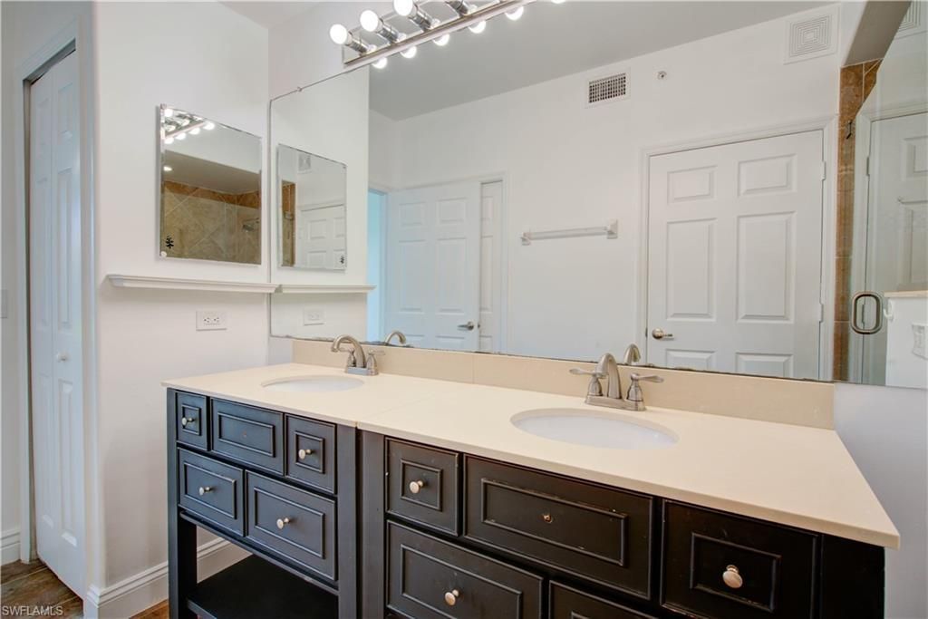 1310 Henley St , Unit 1902, Naples, FL 34105 Photo