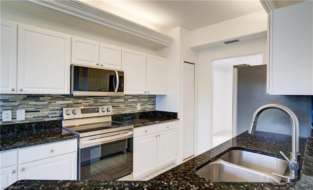 1310 Henley St , Unit 1902, Naples, FL 34105 Photo