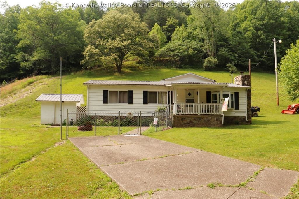 1849 Three Mile Road, Elkview, WV 25071 Main Photo