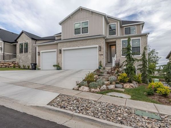 1390 E ORCHARD RIDGE LN , Kaysville, UT 84037