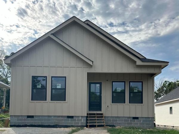 907 N Chamberlain Avenue, Chattanooga, TN 37406