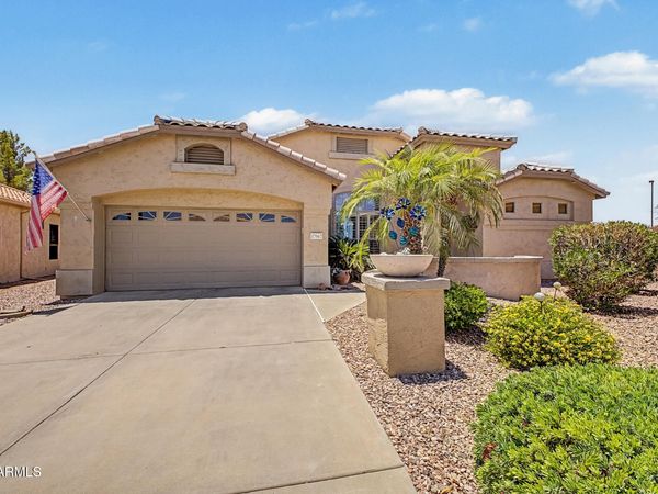 17967 W Stinson Drive, Surprise, AZ 85374