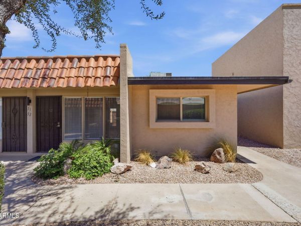 1320 E BETHANY HOME Road, Unit 52, Phoenix, AZ 85014