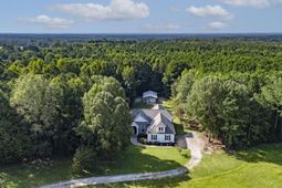 3934 Stoney Hill Road photo 4