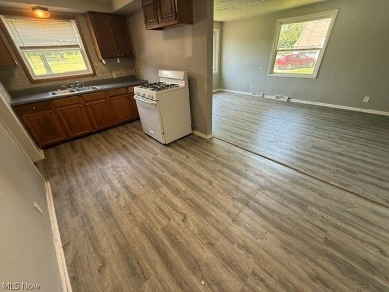 2646 Harmont Avenue NE, Canton, OH 44705 Photo 11