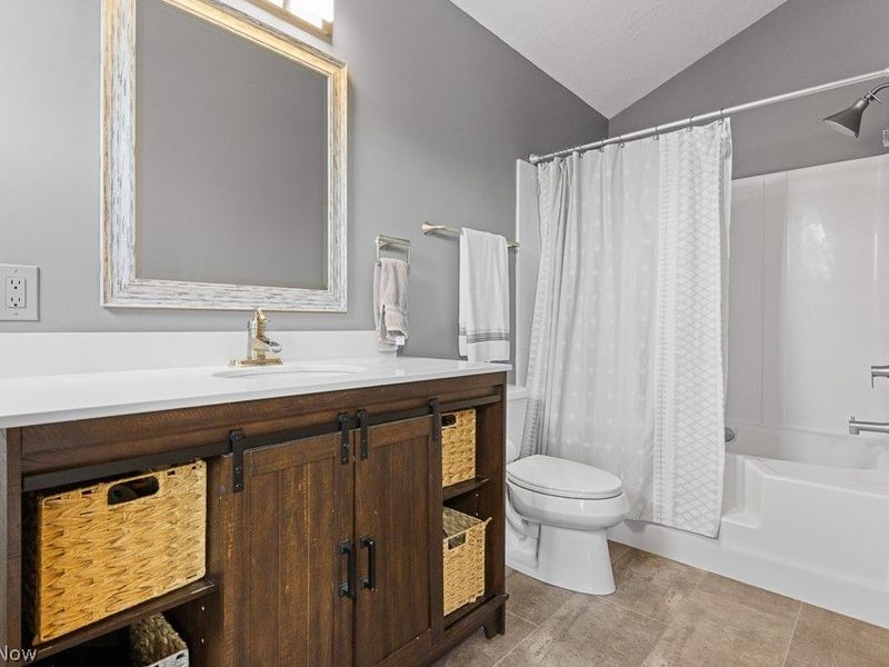 1021 Ledgestone Drive , Wadsworth, OH 44281 Photo 23