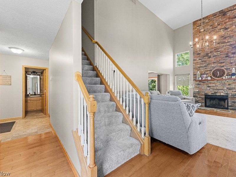 1021 Ledgestone Drive , Wadsworth, OH 44281 Photo 3