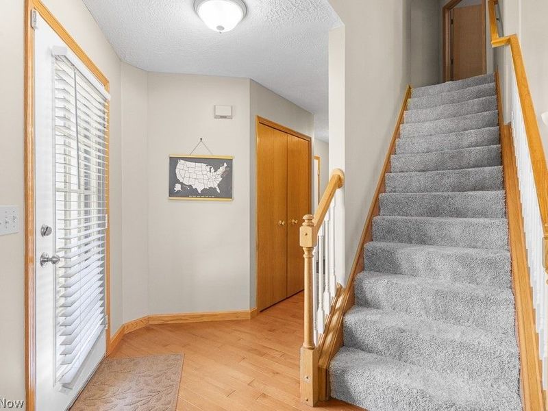 1021 Ledgestone Drive , Wadsworth, OH 44281 Photo 4
