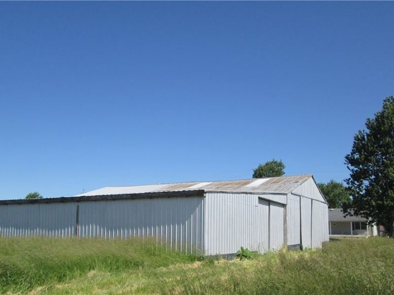 13096 Smith Road , Wellington, OH 44090 Photo 7
