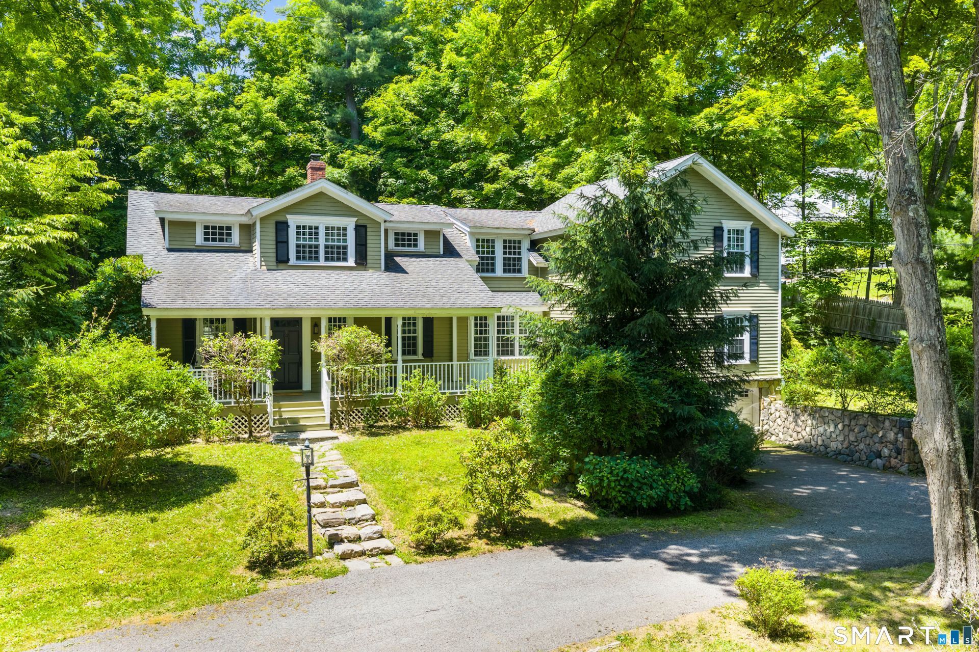 496 Trinity Pass, New Canaan, CT 06840 Main Photo