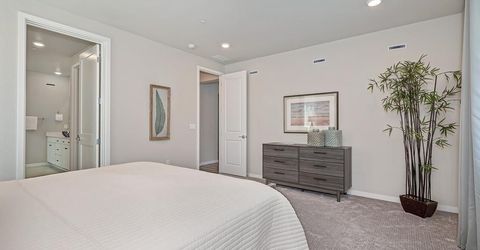 8229 Poppy Ridge Cir, Elk Grove, CA 95757 Photo