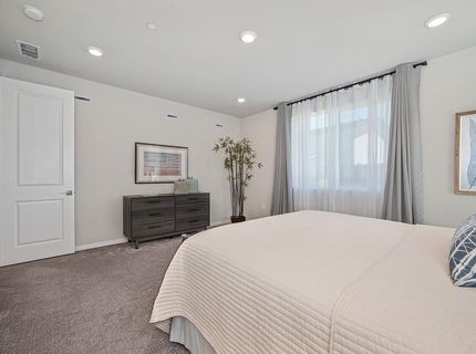 8229 Poppy Ridge Cir, Elk Grove, CA 95757 Photo