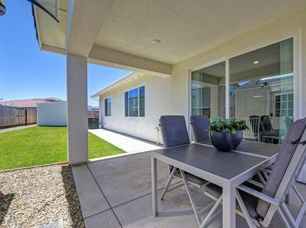 8229 Poppy Ridge Cir, Elk Grove, CA 95757 Photo