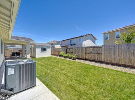8229 Poppy Ridge Cir, Elk Grove, CA 95757 Photo