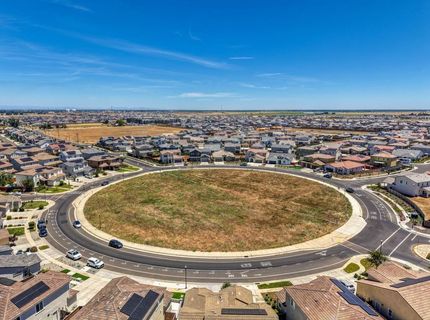 8229 Poppy Ridge Cir, Elk Grove, CA 95757 Photo