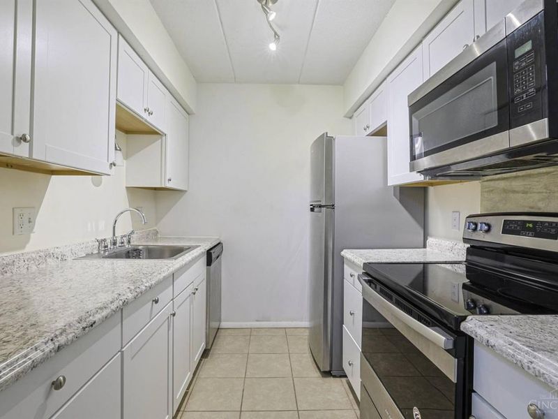 458 Grand Avenue, Unit 458-1, Cincinnati, OH 45205 Photo 12