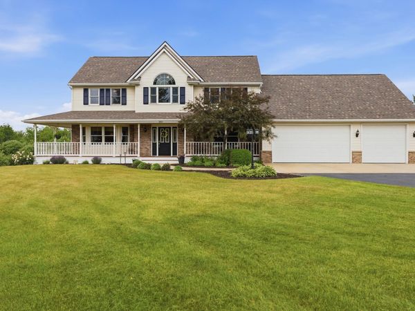 2911 Wildlife Ln, Polk, WI 53076
