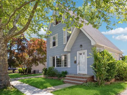 110 Yale Street Williston Park, NY 11596