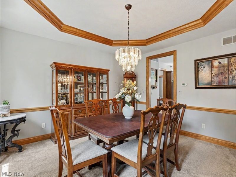 623 W Steels Corners Road, Cuyahoga Falls, OH 44223 Photo 4