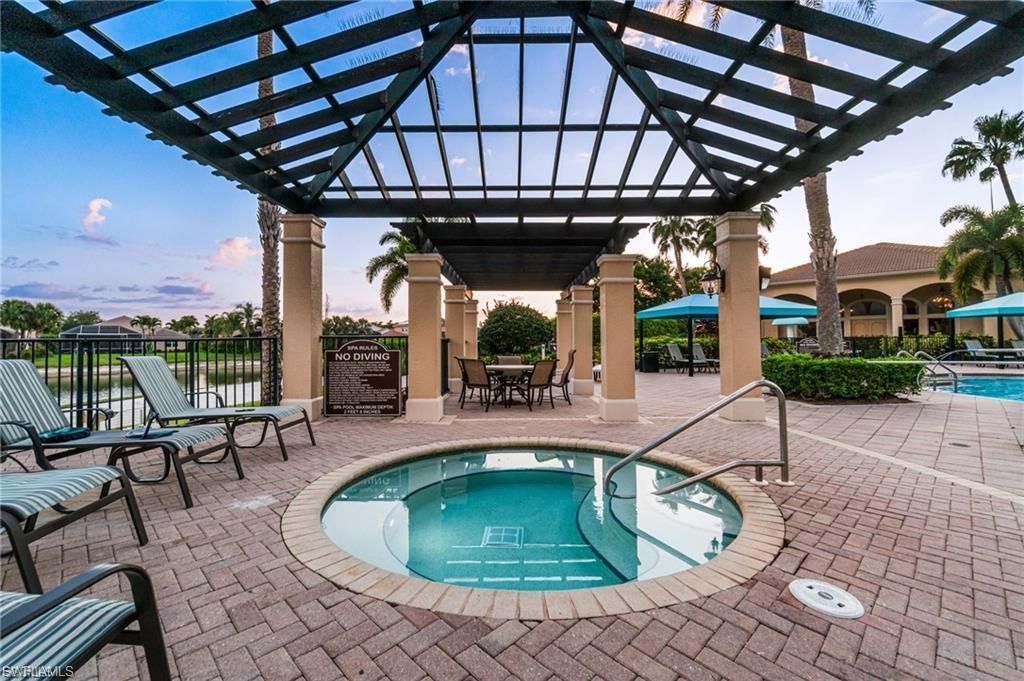 1574 Windamere Ln, Naples, FL 34119 Photo
