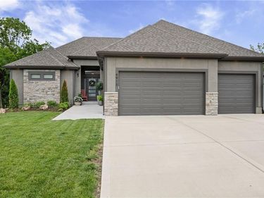 4913 NW 70th Terrace, Kansas City, MO 64151