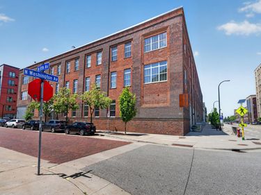 801 Washington Avenue N, Unit 322, Minneapolis, MN 55401