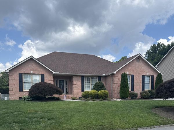 829 Meadowfield Drive, Knoxville, TN 37923