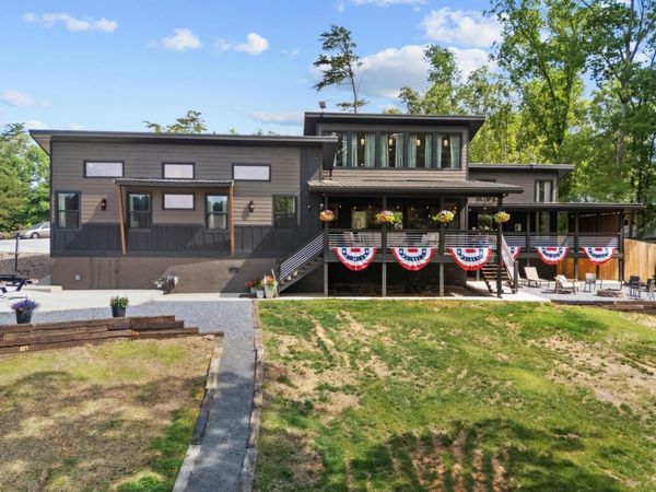 2466/2472 McQueen Way, Sevierville, TN 37876