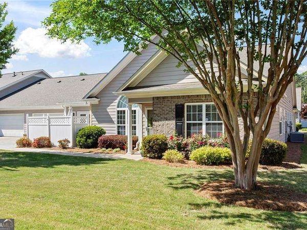 226 Hames Road, Unit 120, Woodstock, GA 30188