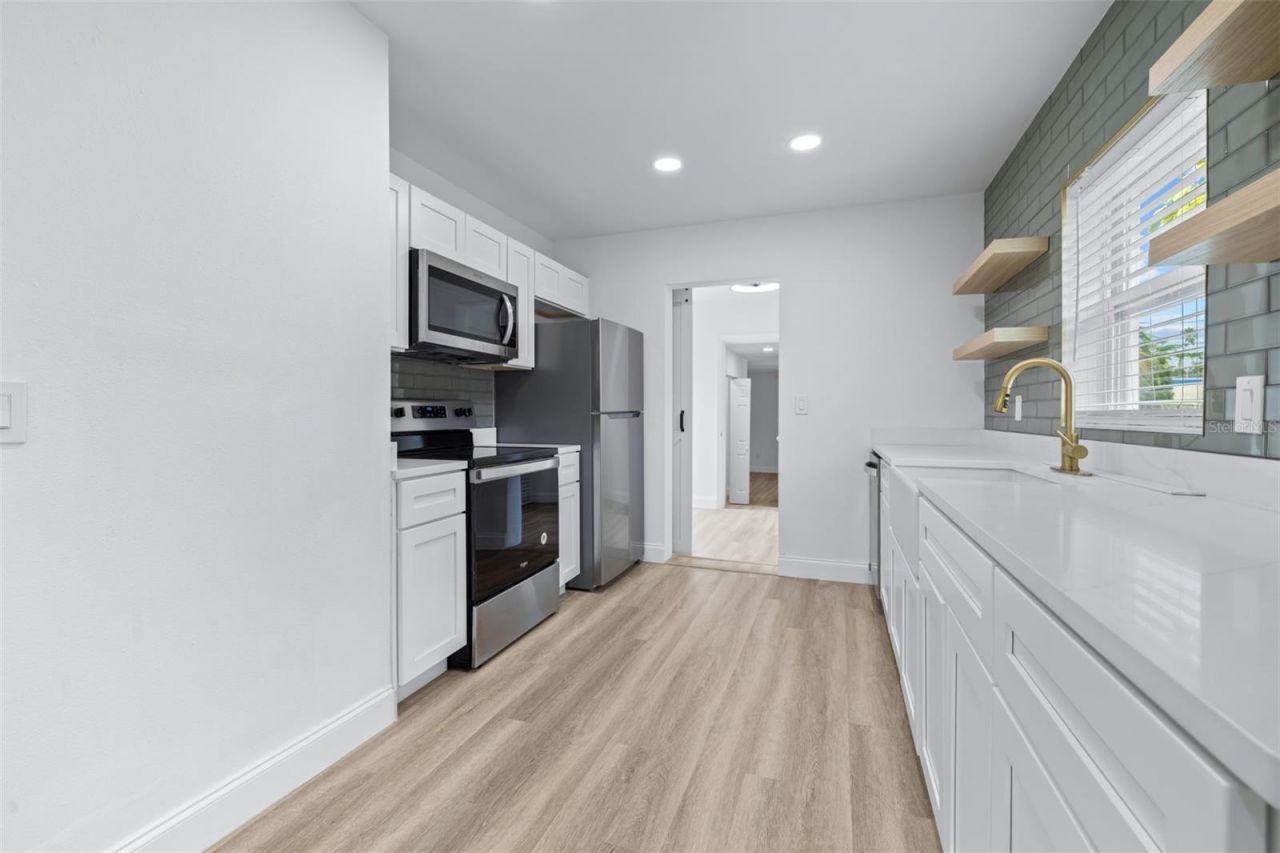 2325 Highland Street S, Saint Petersburg, FL 33705 Photo