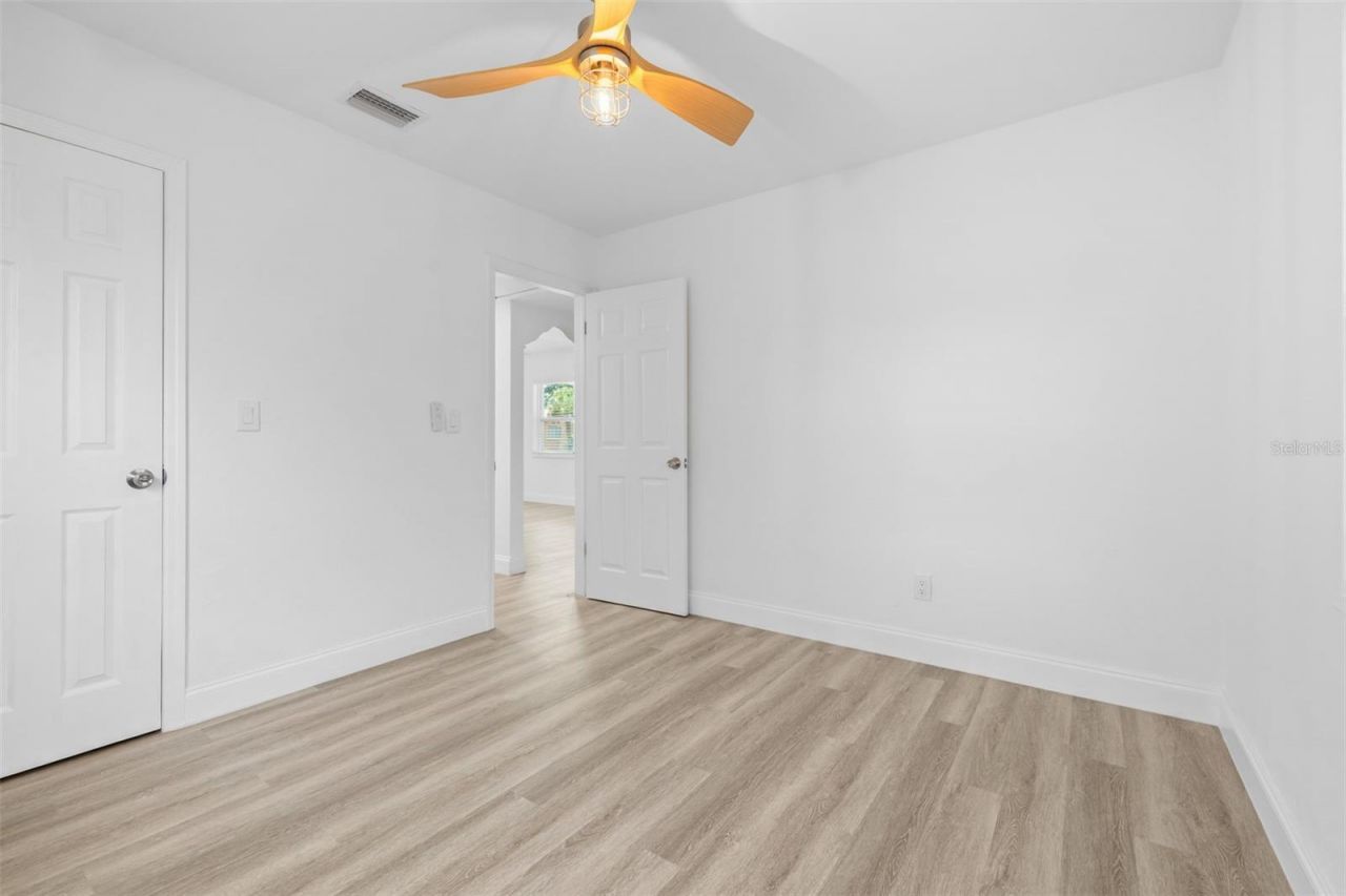 2325 Highland Street S, Saint Petersburg, FL 33705 Photo